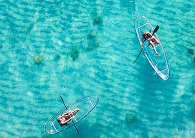 Kayak transparent